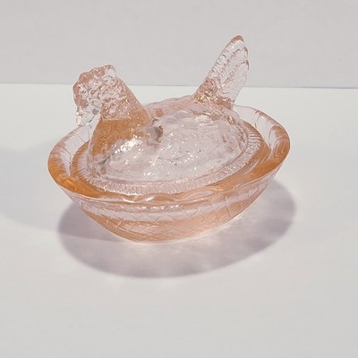 Light Pink Glass Miniature Hen on Nest Salt Cellar Trinket Dish