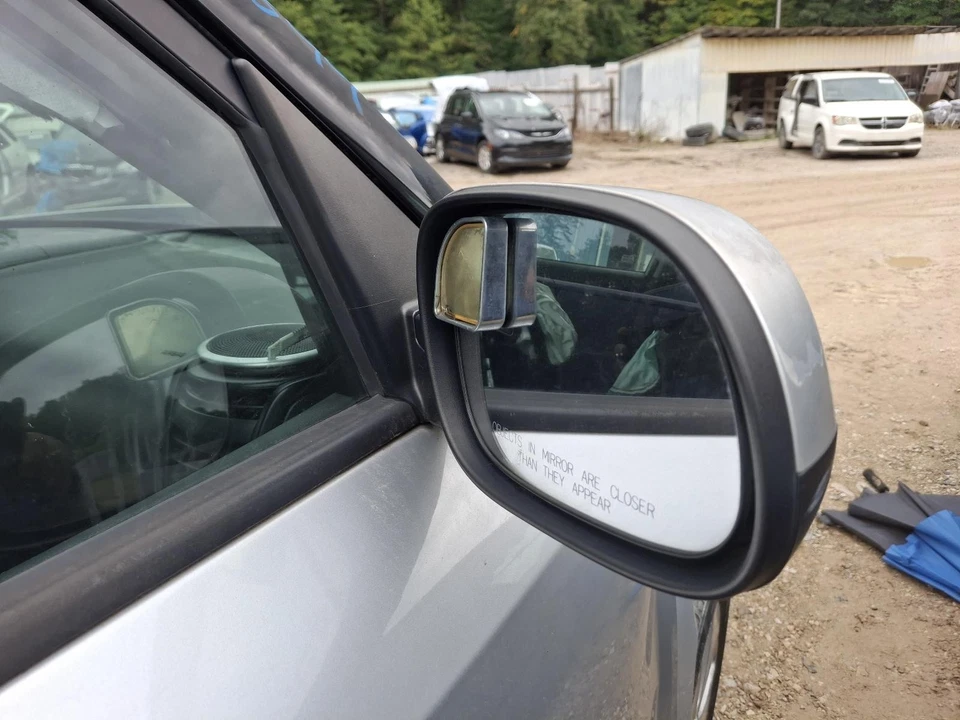 Espejo retrovisor derecho usado se adapta a: Kia Soul Power 2015 sin calefacción sin intermitente derecho Foto 2 de 4