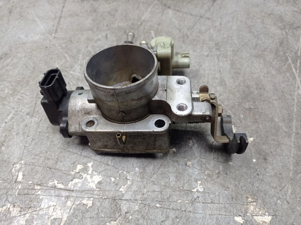 Drosselklappe für TOYOTA CARINA E (T19) 1.6 22270-15010 — 第 3/4 张图片