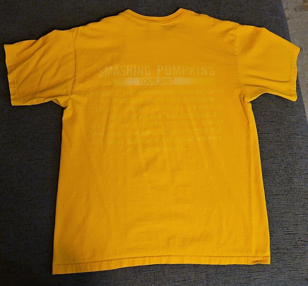 VERY RARE AUTHENTIC 2007 Smashing Pumpkins TOUR Men's Large VERY RARE AUTHENTIC 2007 Smashing Pumpkins TOUR Men's Large