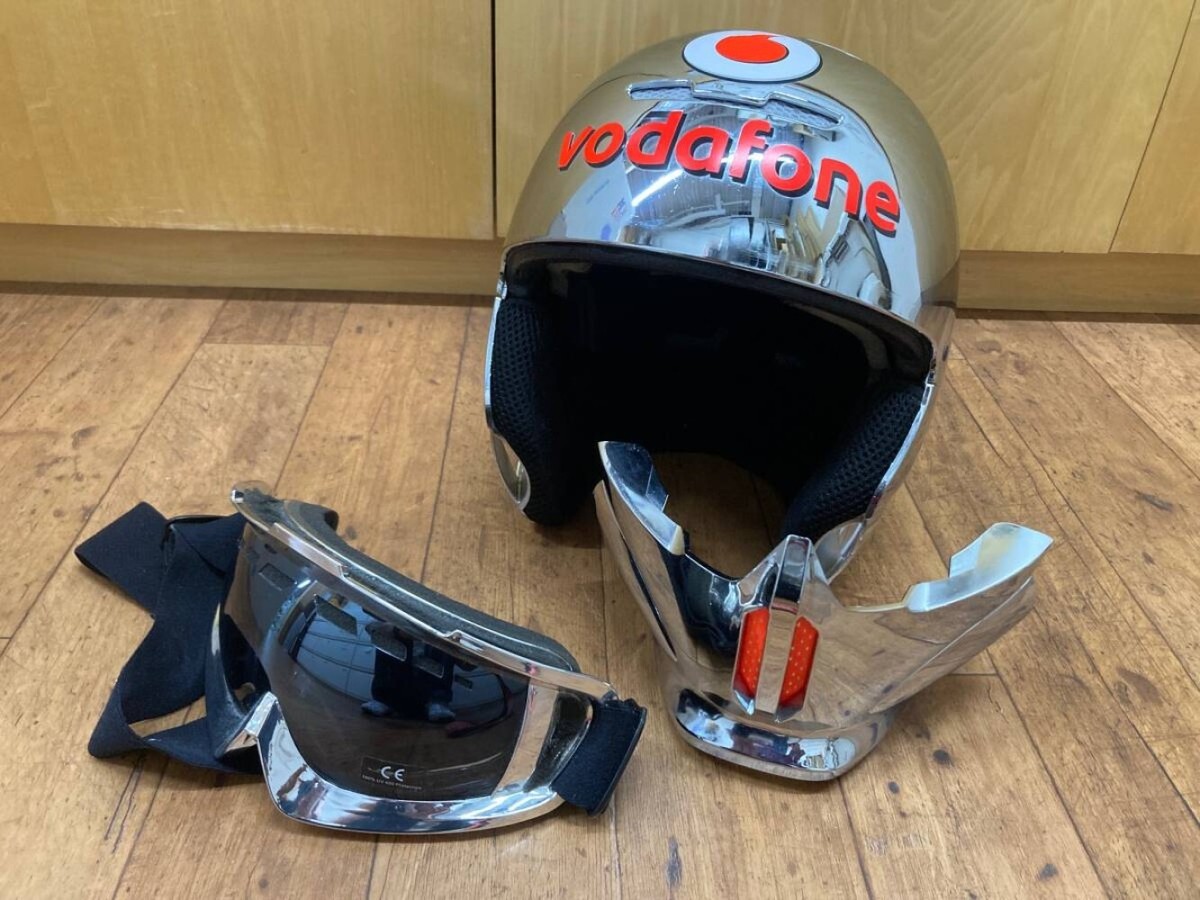 Vodafone McLaren Mercedes ヘルメット Mclaren Mercedes Johnnie Walker Vodafone Santander Boss Arai Mini