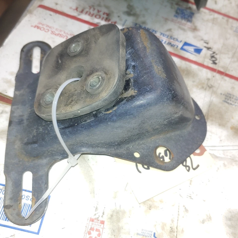 1978 Kawasaki KZ650D1  220-40839  tail light bracket with rubber bushing - Image 3 of 4