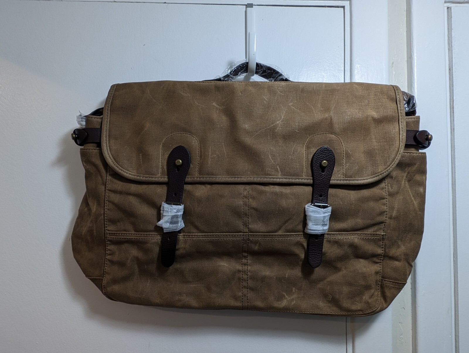 J CREW Mens ABINGDON WAXED CANVAS MESSENGER BAG KHAKI NWT eBay