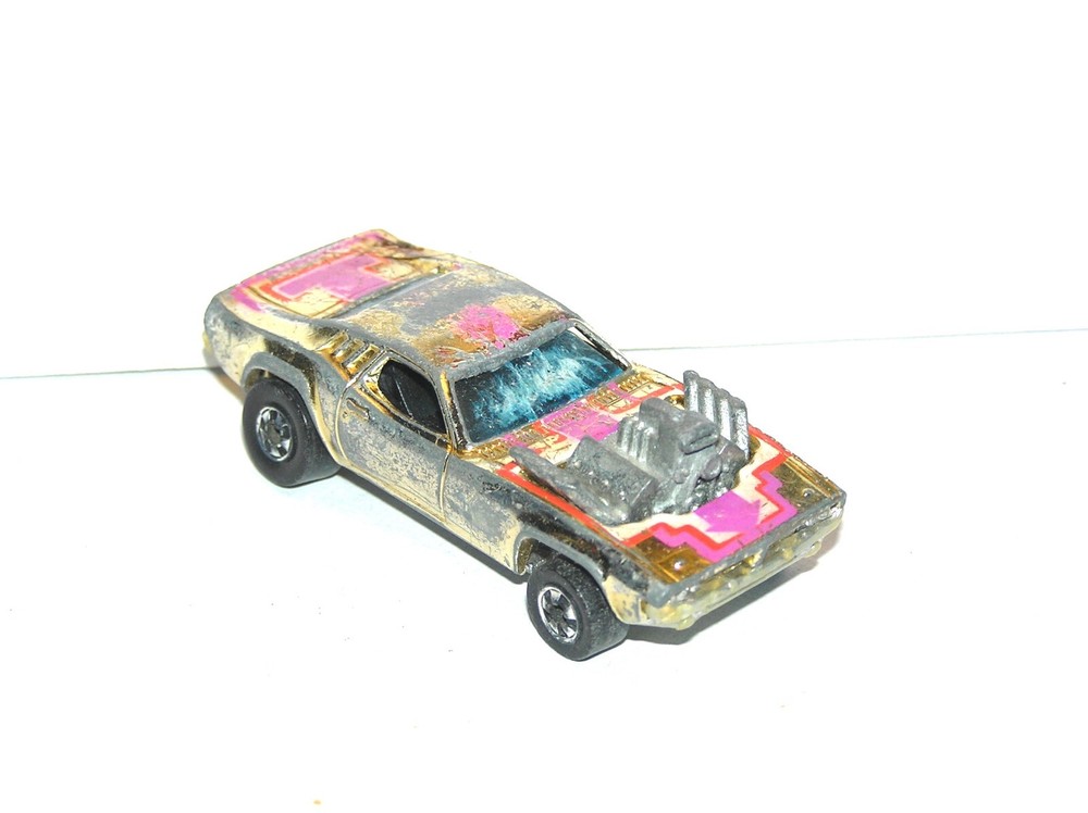 Vintage Hot Wheels Blackwall Rodger Dodger **RED LIGHT SPECIAL**