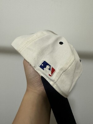 VTG Sports Specialties New York Yankees Side MLB Red Logo White