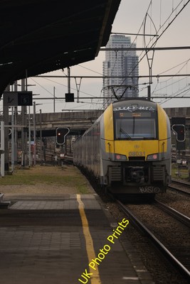 Photo SNCB Belgian Railway 6x4 Class 08 08031 departs Schaarbeek c2023 1