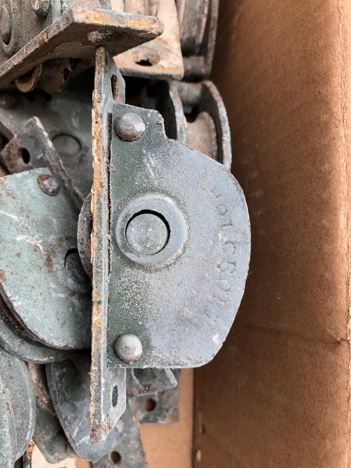 20 x Vintage Antique Victorian late 1800's Sash Window Pulleys Holcroft No. 10 - Image 2 of 4