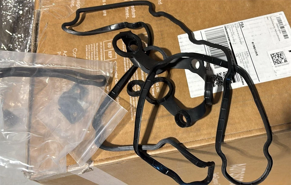 Engine Valve Cover Fit for Hyundai & Kia Selected Model - Image 3 of 3