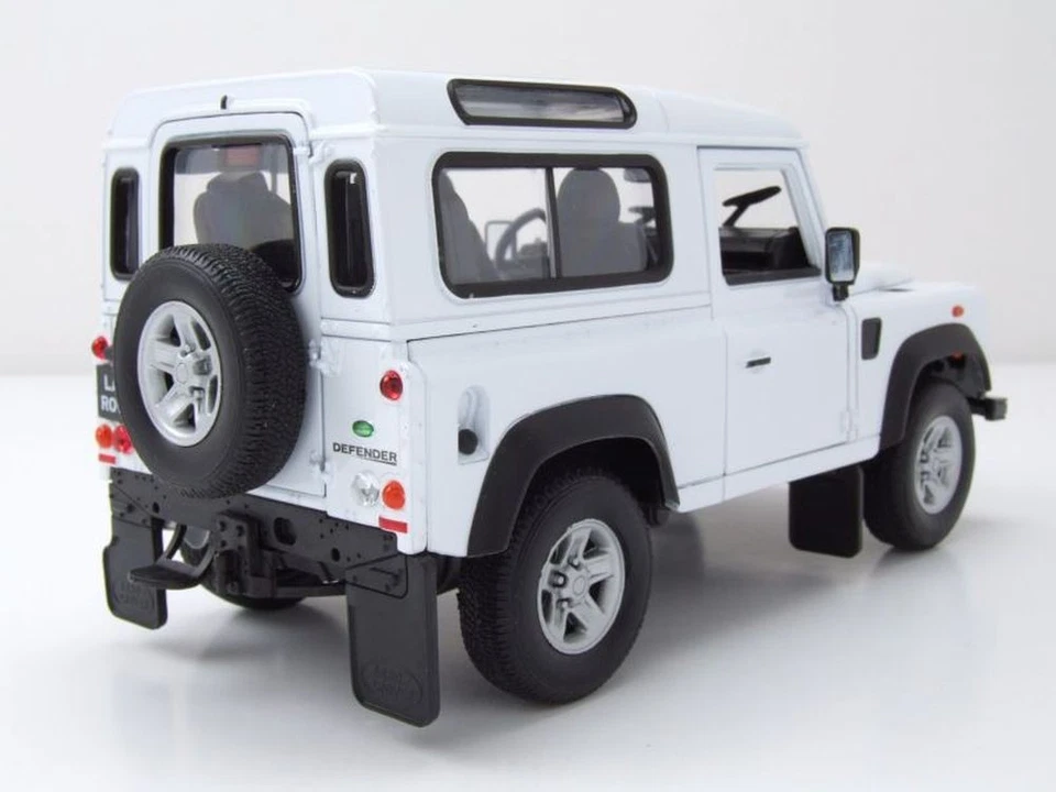 Land Rover Defender Bianco Modellino 1:24 Welly - Immagine 2 di 4