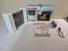 Sungale 7" Digital Photo frame CD705