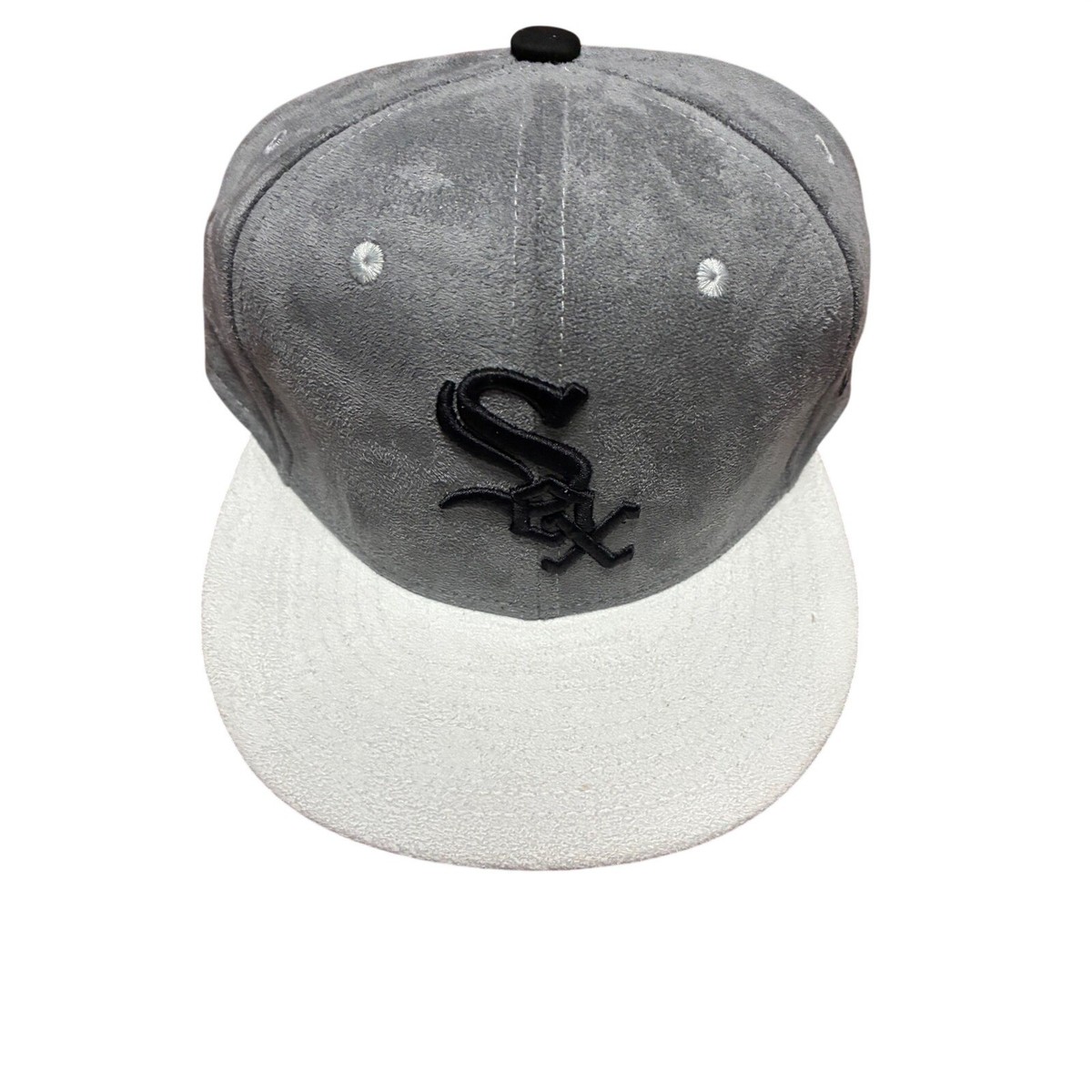 New Era 59FIFTY Chicago White Sox Grey Suede Fitted Hat 7 3/8 
