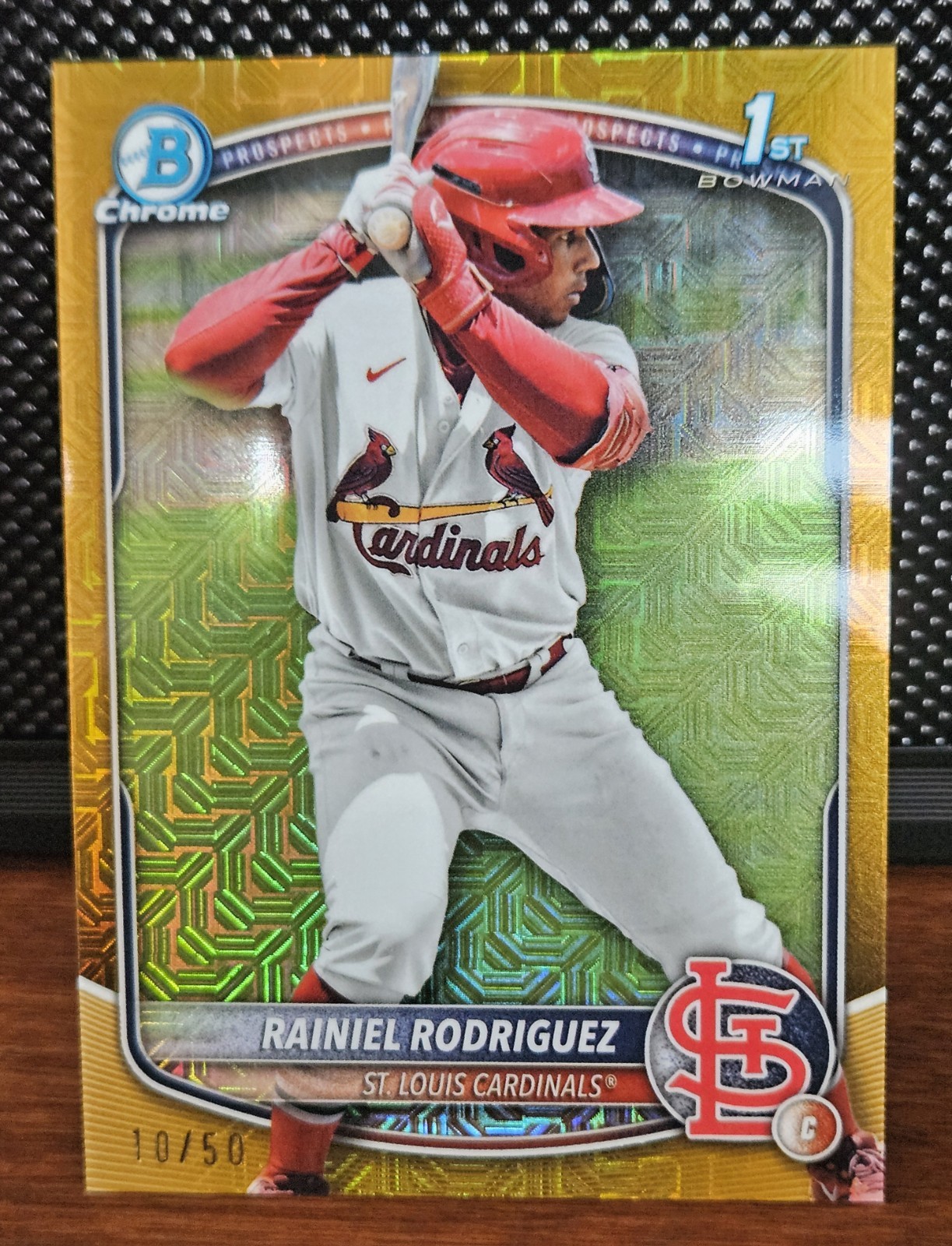 2025 Bowman Chrome Rainiel Rodriguez 1st Bowman Gold Geometric Refractor /50 🔥
