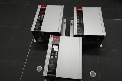 Danfoss 175H1027 Variable Speed Drive VLT3002  no top-bottom cover