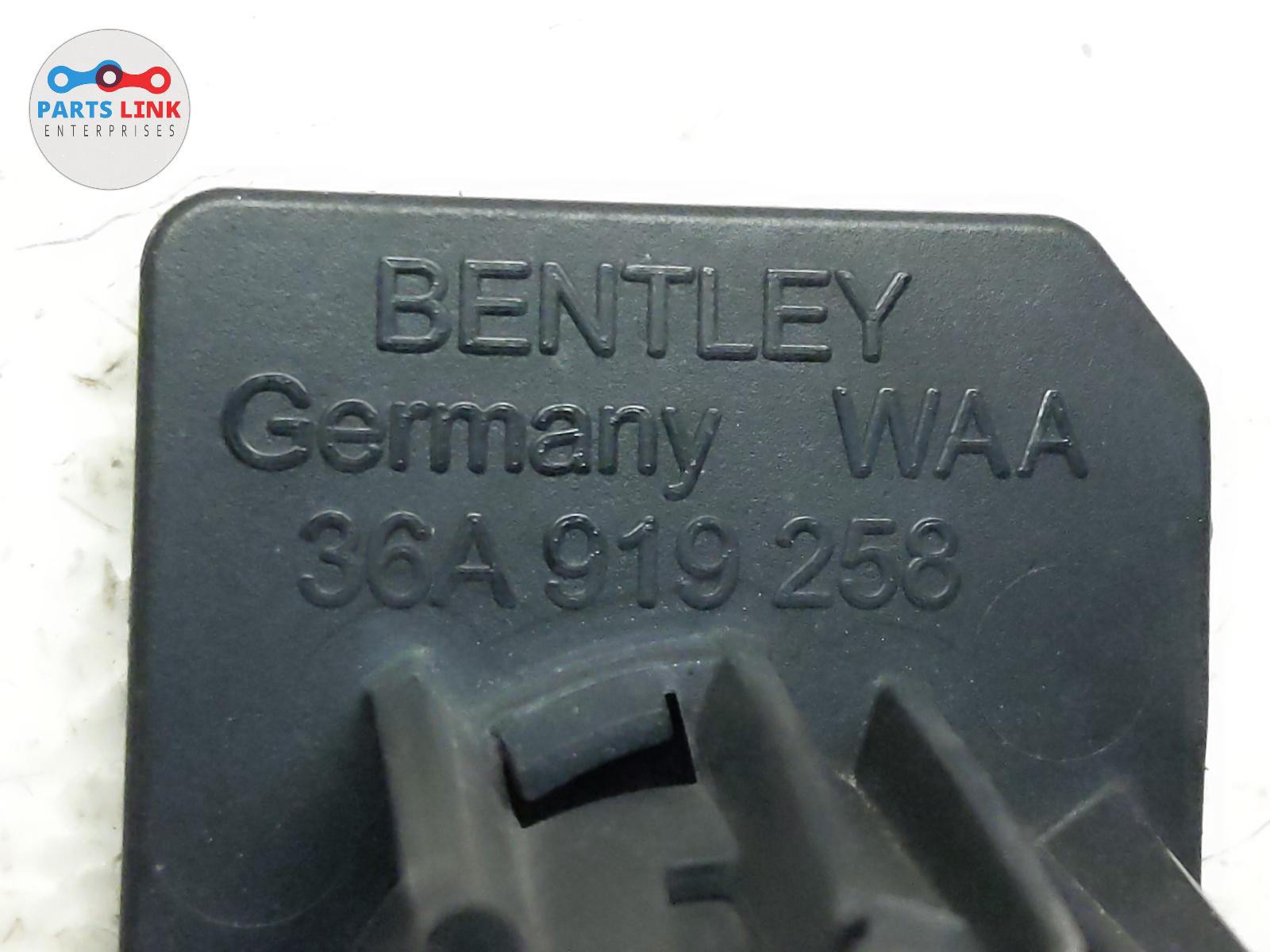 2016-2020 BENTLEY BENTAYGA REAR COVER OUTER PARK ASSIST PDC SENSOR BRACKET MOUNT