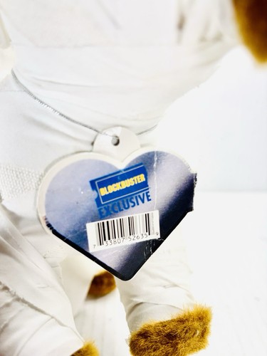 Blockbuster Exclusive 1999 PUFFY Bandaged Dog “There's Something About Mary” - Picture 6 of 7