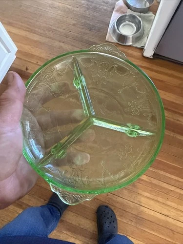 Vintage Green Depression Glass HOCKING CAMEO Ballerina 3 Section Dish 7.5”