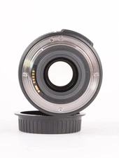 Canon EF-S 18-135mm f/3.5-5.6 IS USM Lens