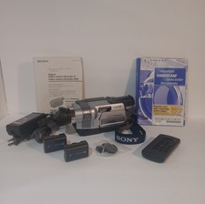 Sony Handycam DCR-TRV250 NTSC Digital-8 Camcorder 700x Digital Zoom Power Tested