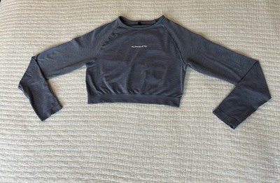 Alphalete Amplify Crop Top Stone Blue Women s SzMedium Long Sleeve