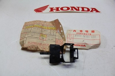 NOS HONDA VF500 & VF1000 INTERCEPTOR CX650 TURBO FUSE COVER OEM # 35852-MB0-007