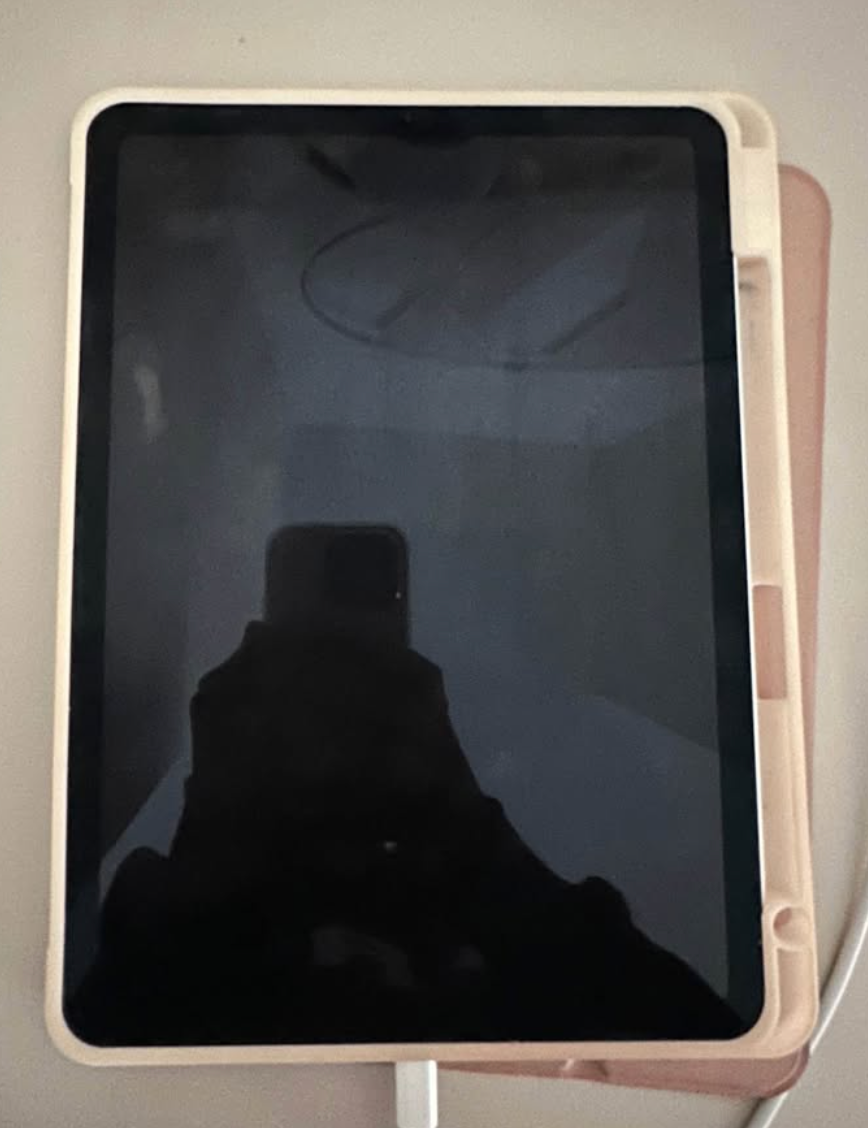 Apple iPad Air (5th Generation) A2588 64 GB, Wi-Fi, 10.9 in