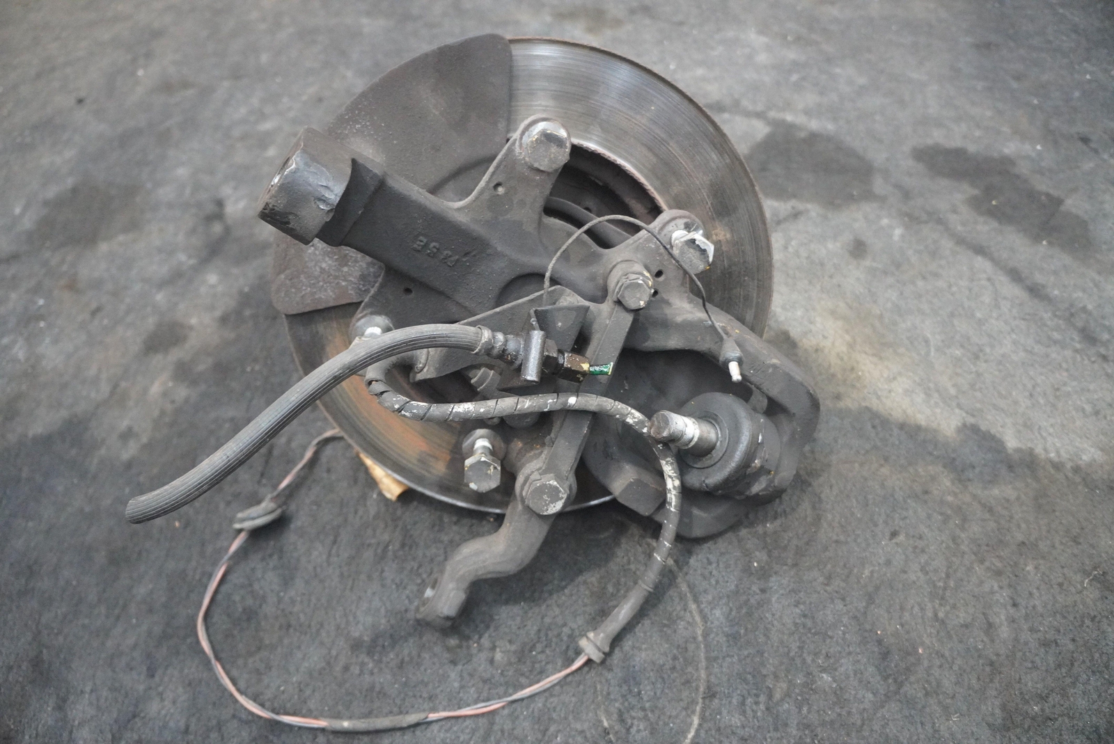 Front Right Spindle Knuckle Hub Wheel Bearing Brake Rotor Bentley Mulsanne 1988