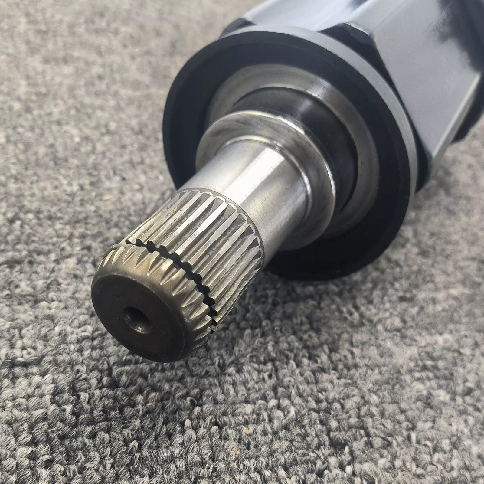 31608639521 Front Left Axle Shaft For BMW G11 G12 750i 750li 2016  