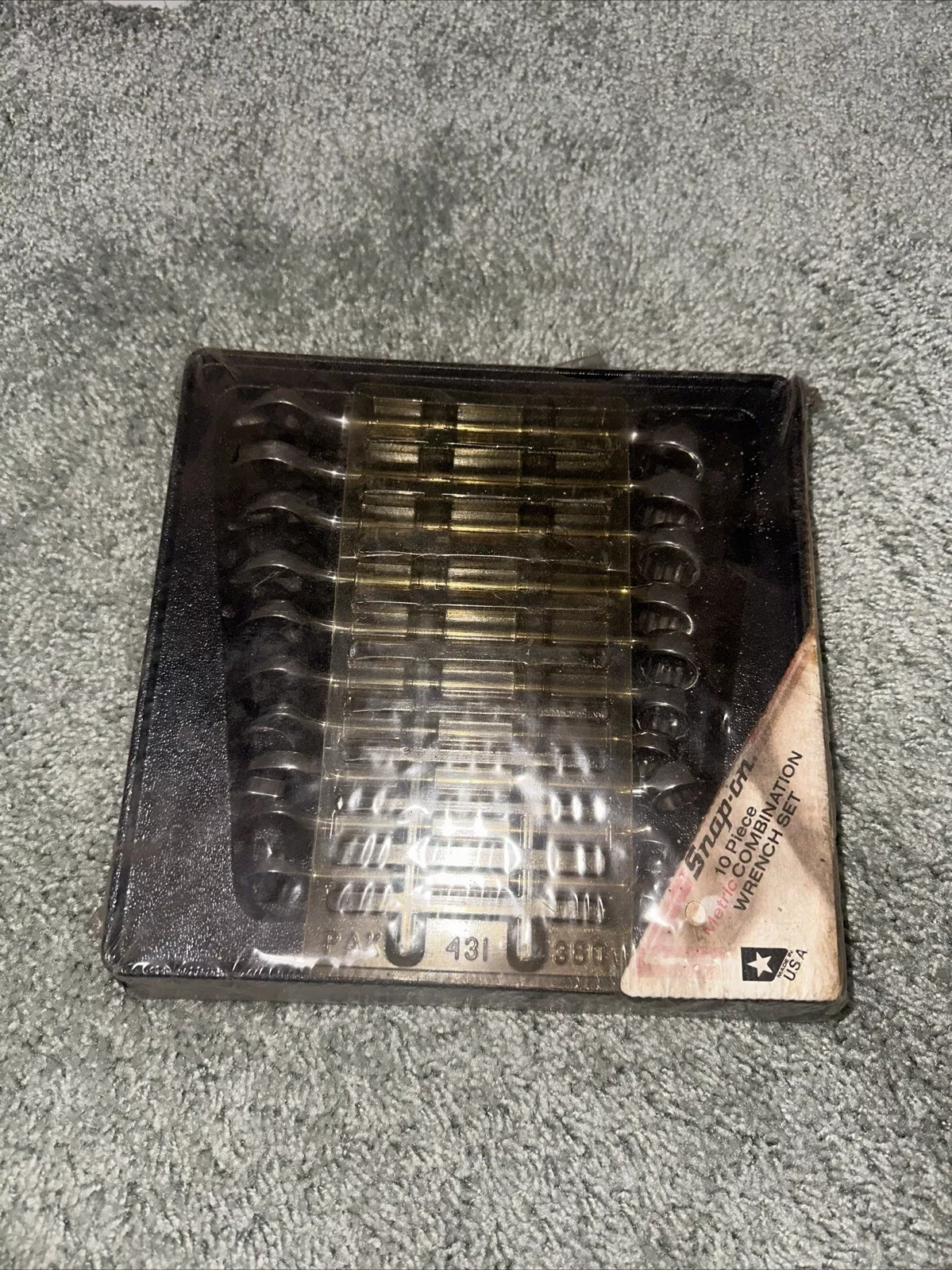 Picture 1 of 4