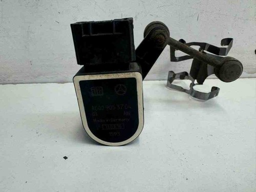 MERCEDES-BENZ E W213 Höhenstandsensor hinten rechts A0009053704 2.00 31153477