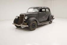 1935 Ford 48 Series Tudor Sedan