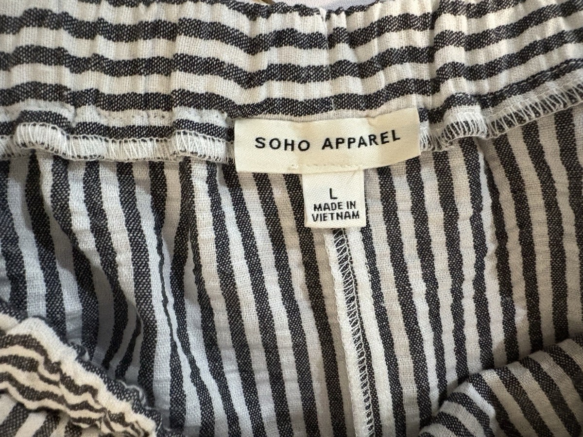 soho apparel LTD womens pants Sz L Tie Front Gray Wh Stripes
