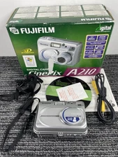 🔥 Fujifilm • FinePix A Series A210 3.2MP Digital Camera Silver • Tested Working