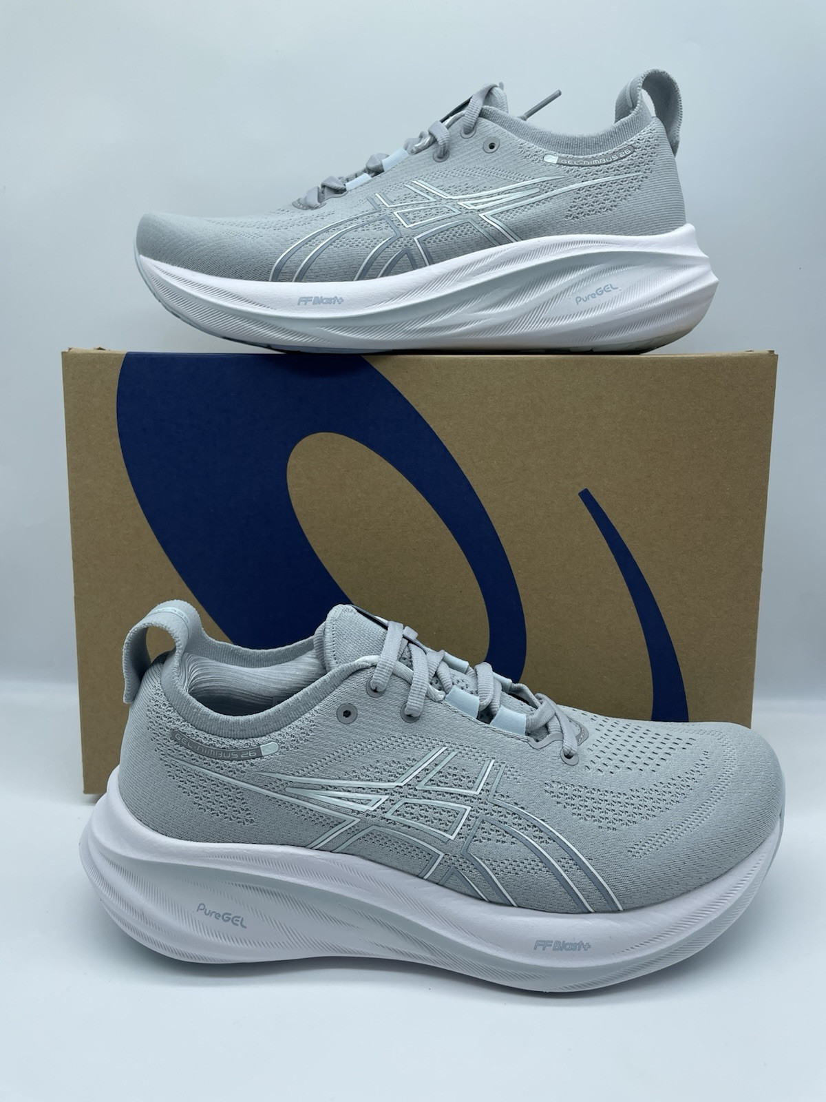 ASICS Gel-Nimbus 26 Women Wide ( D )  Size 9.5