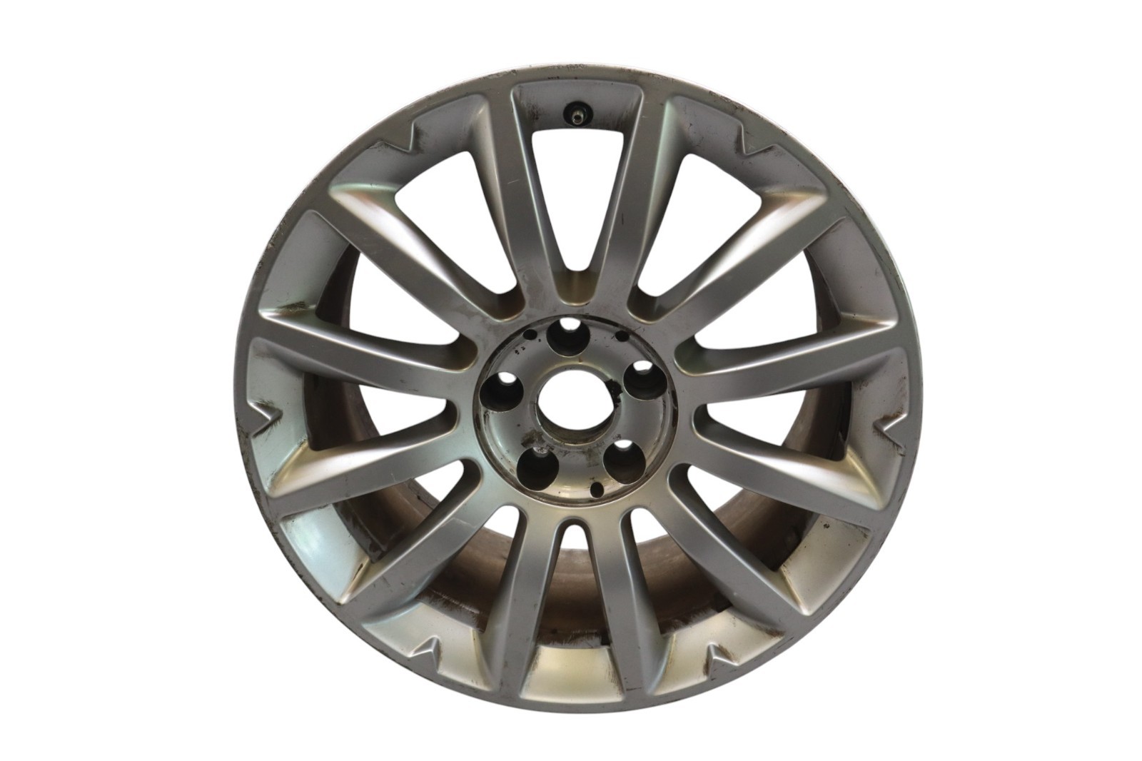 Maserati Ghibli 2014-2015 Rear Wheel P/N 670019917