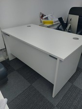  White Office Desk With Front Cover