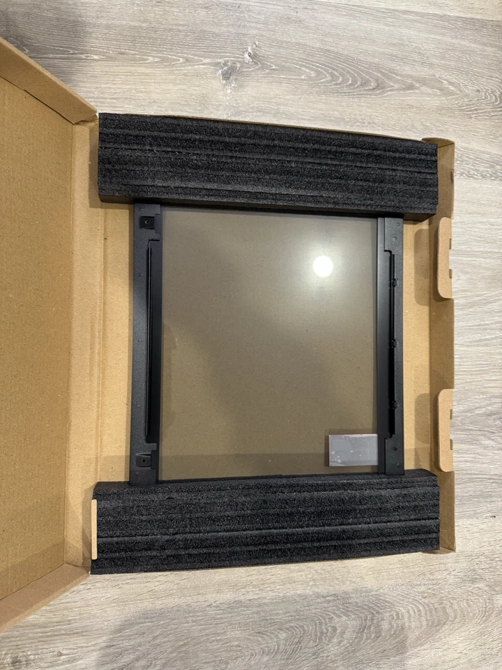 Cooler Master MasterBox NR200P Tempered Glass Panel Black Edition - Image 2 of 2