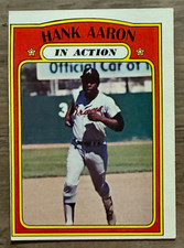 1972 Topps Baseball #300 Hank Aaron In Action Atlanta Braves - NM