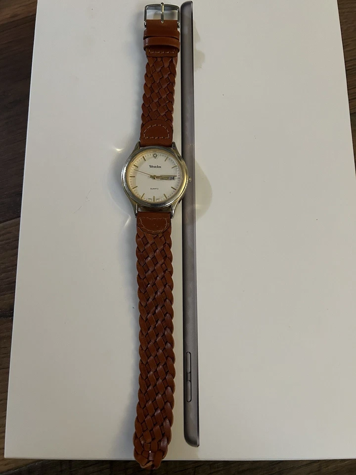 Antigo Westclox relógio de quartzo data dia masculino mostrador branco e pulseira marrom - vendedor dos EUA - Imagem 3 de 4
