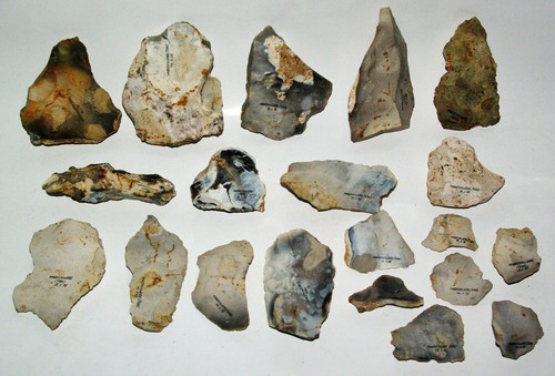 Beautiful Lot of Flint Tools Scrapers Bifaces 4.5 to 12 cm Hardivillers Oise