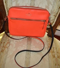 Kate Spade New York CROSSBODY BAG DETACHABLE STRAP CORAL LEATHER