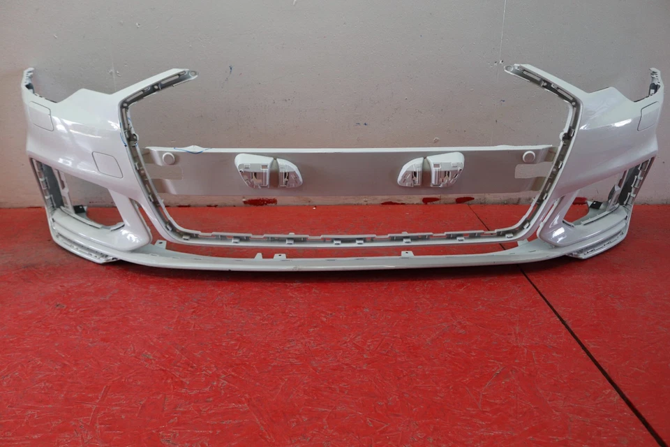 2019 2024 AUDI A6 QUATTRO FRONT BUMPER COVER WITH SENSOR HOLES Foto 2 de 4