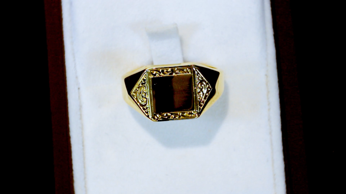 18Kゴールド デザインリング✴︎used ✴︎ 18k Yellow Gold Signet Ring - Vintage 1973 | eBay