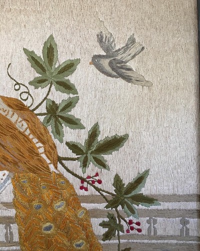 Ricamo vintage seta arte da parete pavone uccellino fibra arte tessile uccellini fiori - Foto 3 di 7