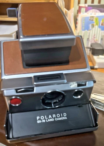 Vintage Polaroid SX-70  Folding Land Camera Instant Film W/ Leather Case-Tested