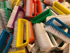 Handle Manicure Brushes