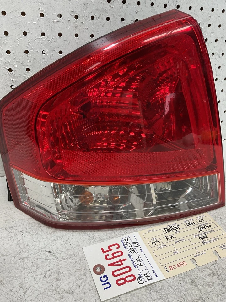 KIA SPECTRA 2007 2009 SEDÁN LUZ TRASERA IZQUIERDA OEM Foto 3 de 4