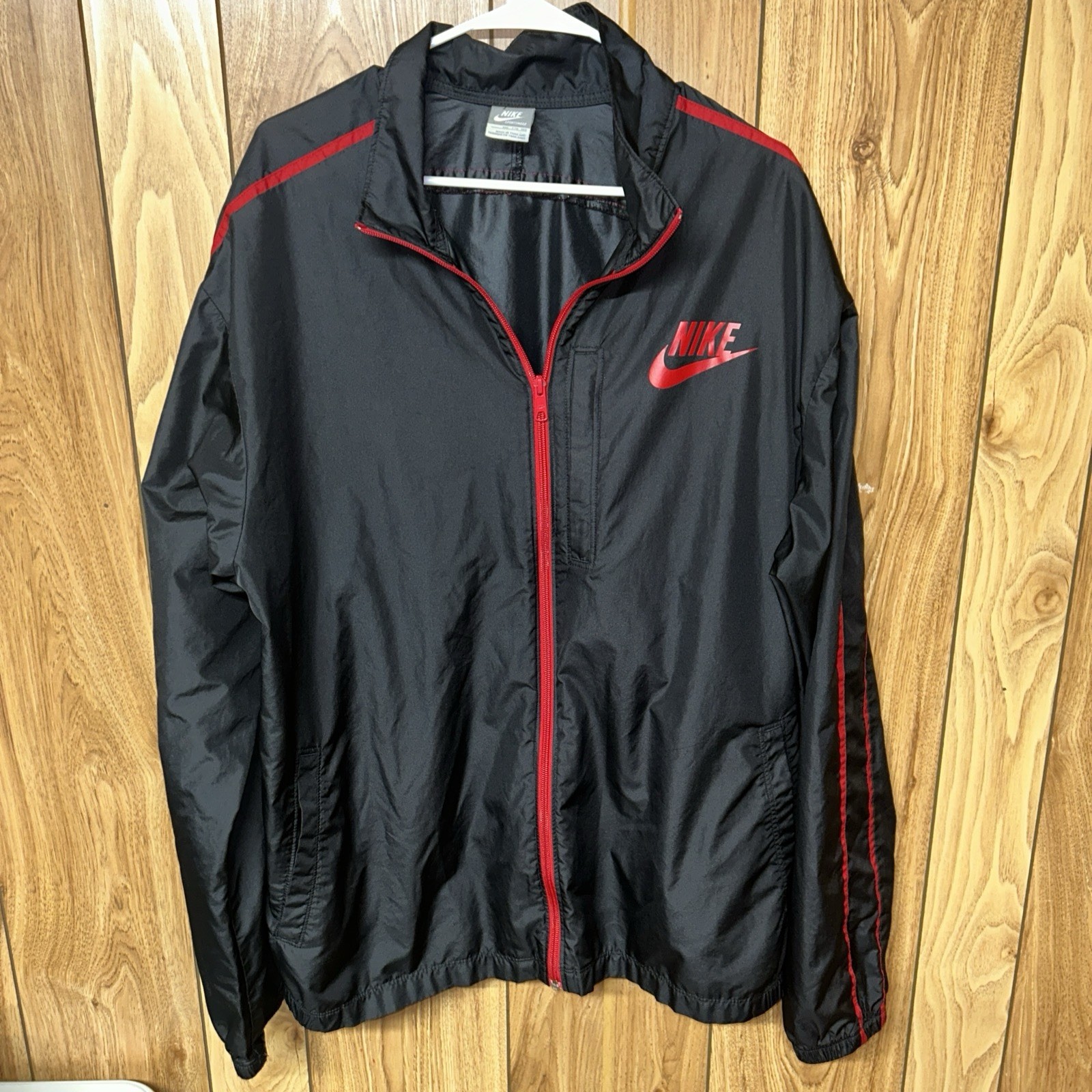 SACAI X NIKE Giacca Pullover Vintage Nike Sportswear Giacca 2XL Nero Rosso Zip Uomo