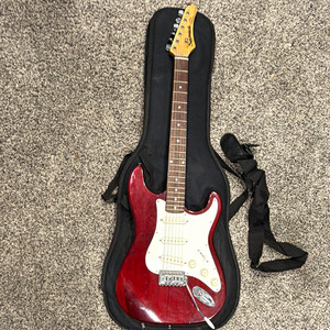 Samick Red Solid Body 6-String Right-Handed Electric Guitar w/ Gig Bag