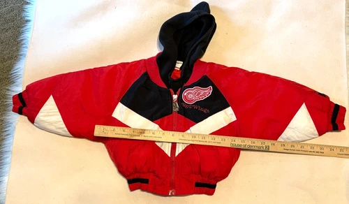 Vintage Red Wings Jacket Toddler Size 2T  Zip Insulated NHL Hockey Mighty Mac