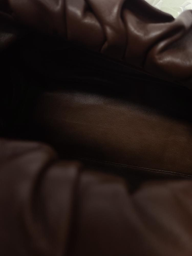 Bottega Veneta Bark Brown Leather Shirred Hobo Shoulder Bag Bottega Veneta Bark Brown Leather Shirred Hobo Shoulder Bag